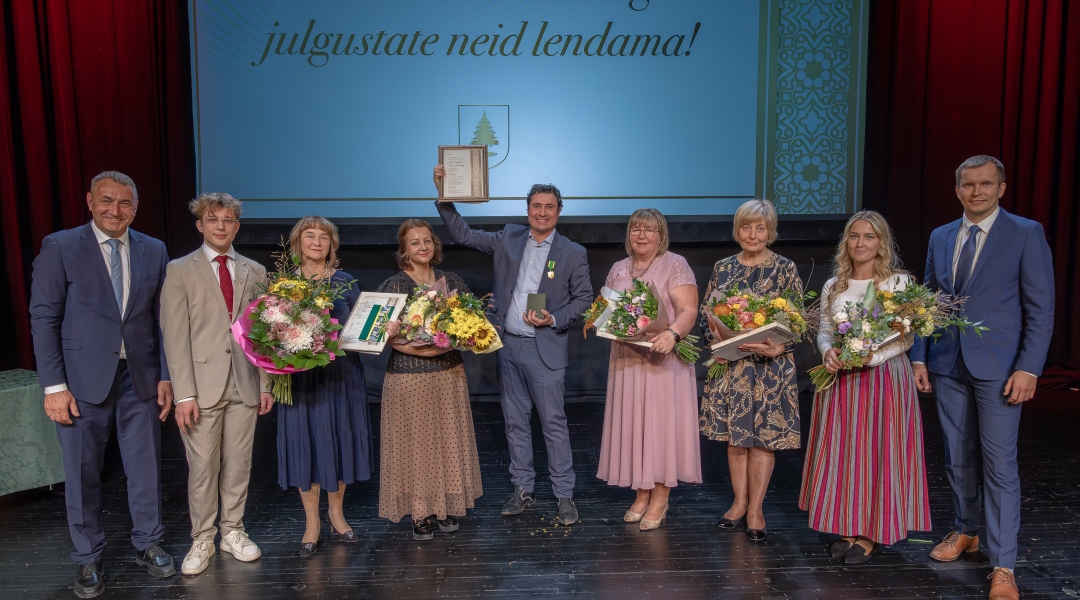 Võru linn tunnustas ja tänas õpetajaid | Võru linn